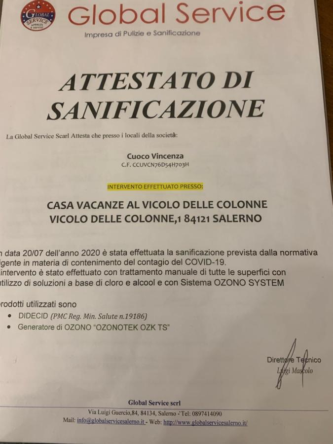Casa Vacanza "Al Vicolo Delle Colonne" Salerno Zewnętrze zdjęcie