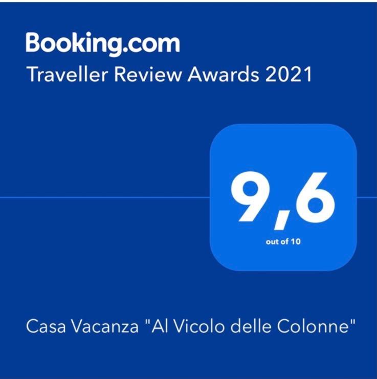 Casa Vacanza "Al Vicolo Delle Colonne" Salerno Zewnętrze zdjęcie