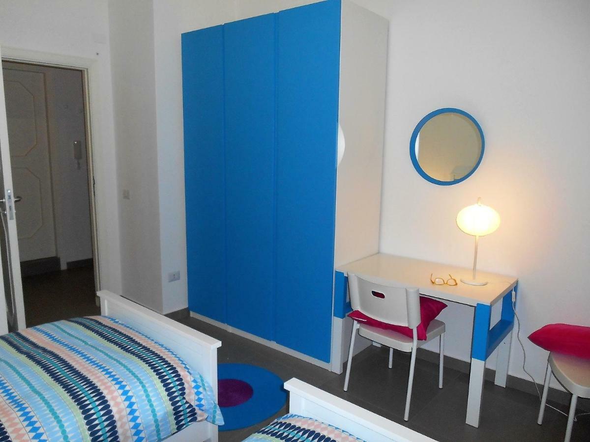 Casa Vacanza "Al Vicolo Delle Colonne" Salerno Zewnętrze zdjęcie