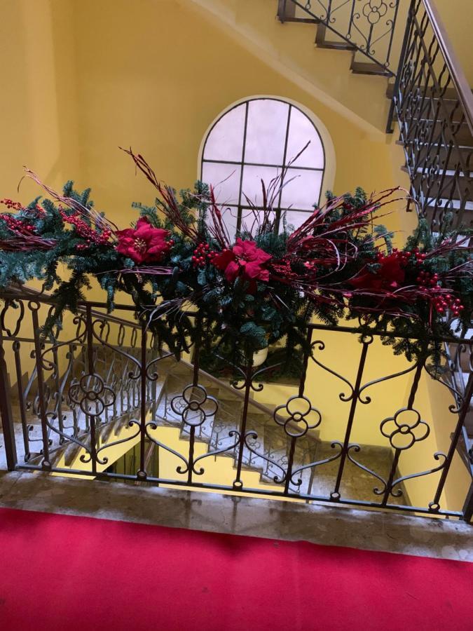 Casa Vacanza "Al Vicolo Delle Colonne" Salerno Zewnętrze zdjęcie